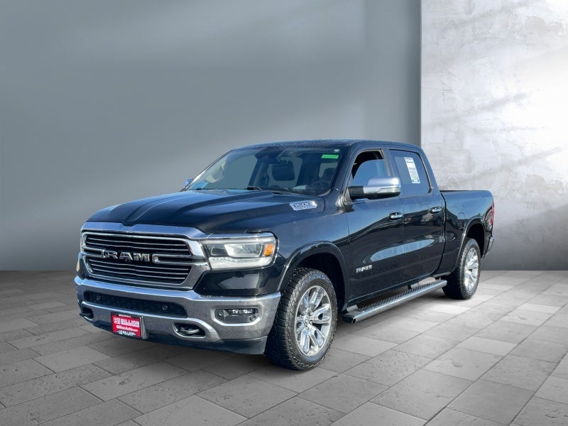 2019 RAM 1500 Laramie Crew Cab 4x4 6'4' Box in Diamond Black Crystal Pearlcoat — front three-quarter view