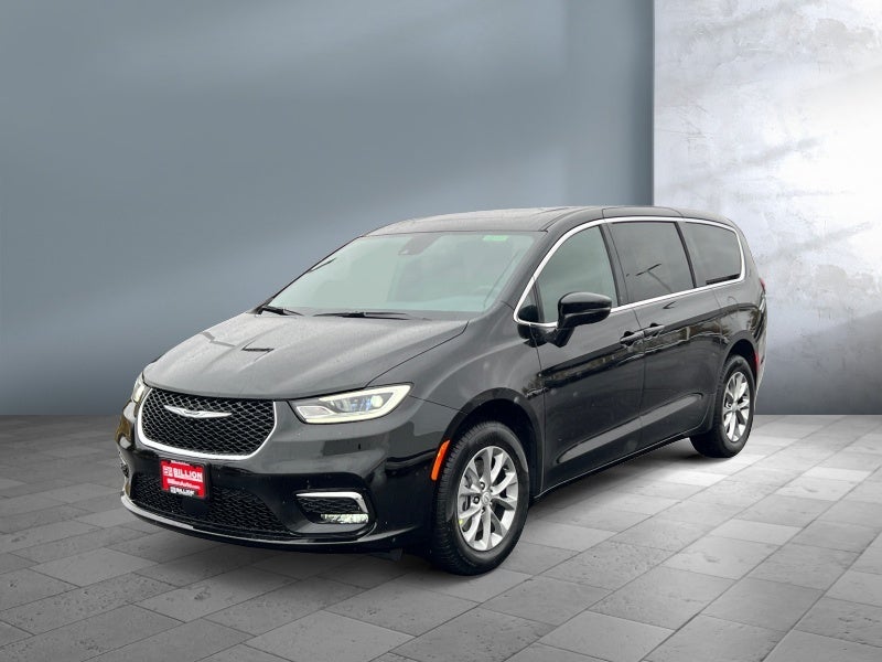 2026 Chrysler Pacifica PACIFICA SELECT AWD in Diamond Black Crystal Pearl-Coat Exterior Paint — front three-quarter view