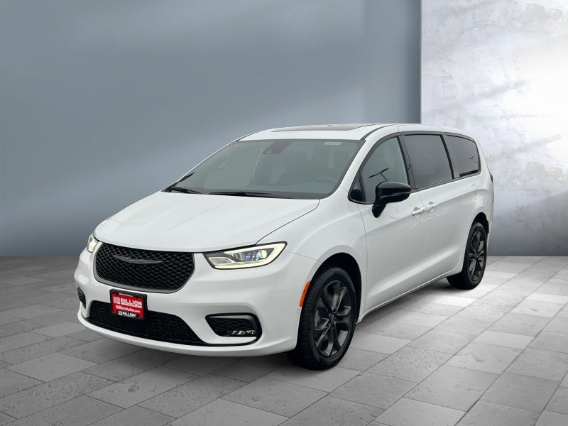 2026 Chrysler Pacifica PACIFICA SELECT AWD in Bright White Clear-Coat Exterior Paint — front three-quarter view